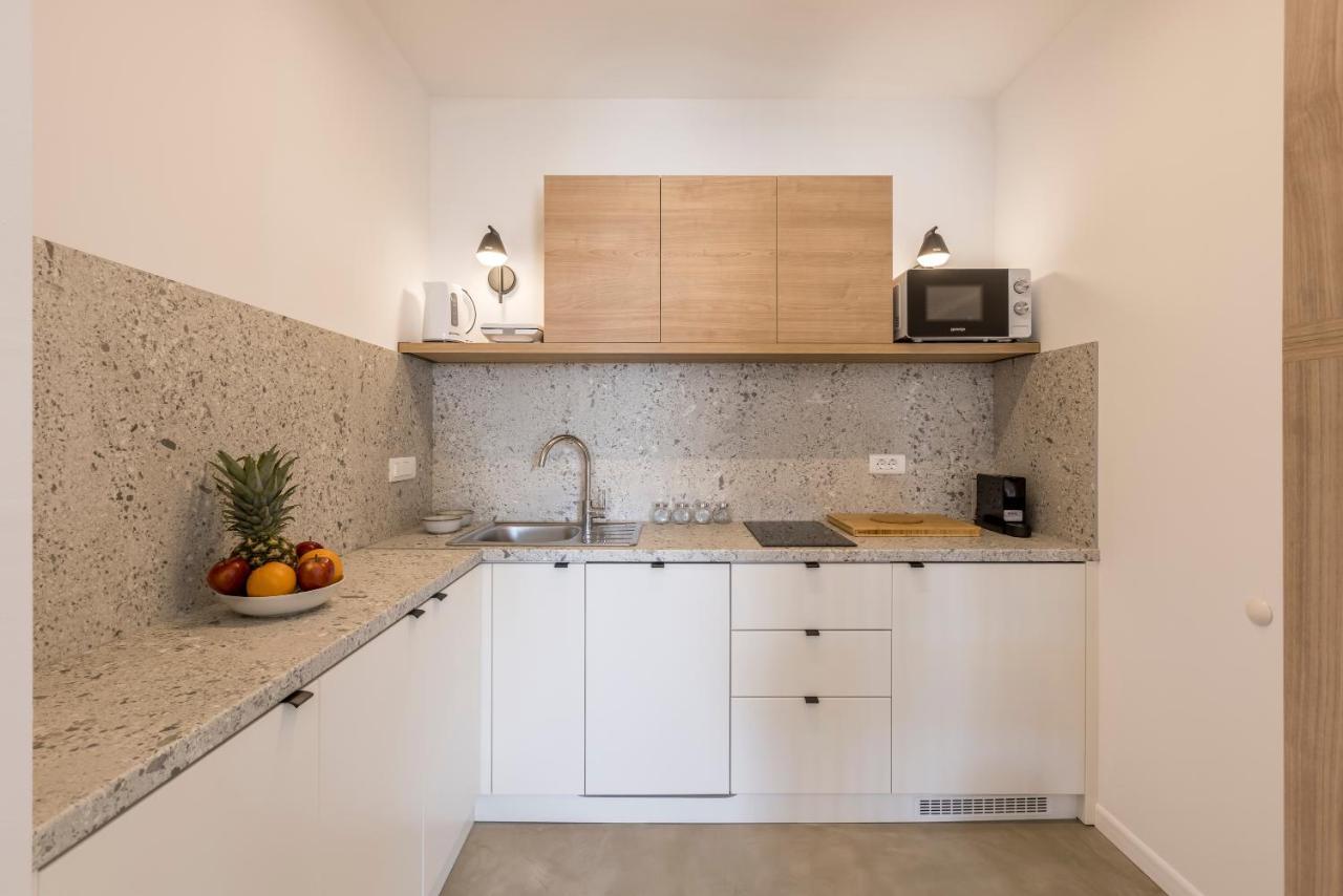 Porto Sereno Apartments Шибеник Экстерьер фото